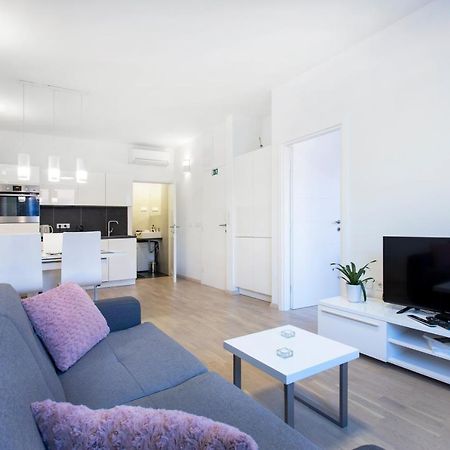 Urban Style Apartments By Loft Ljubljana Luaran gambar